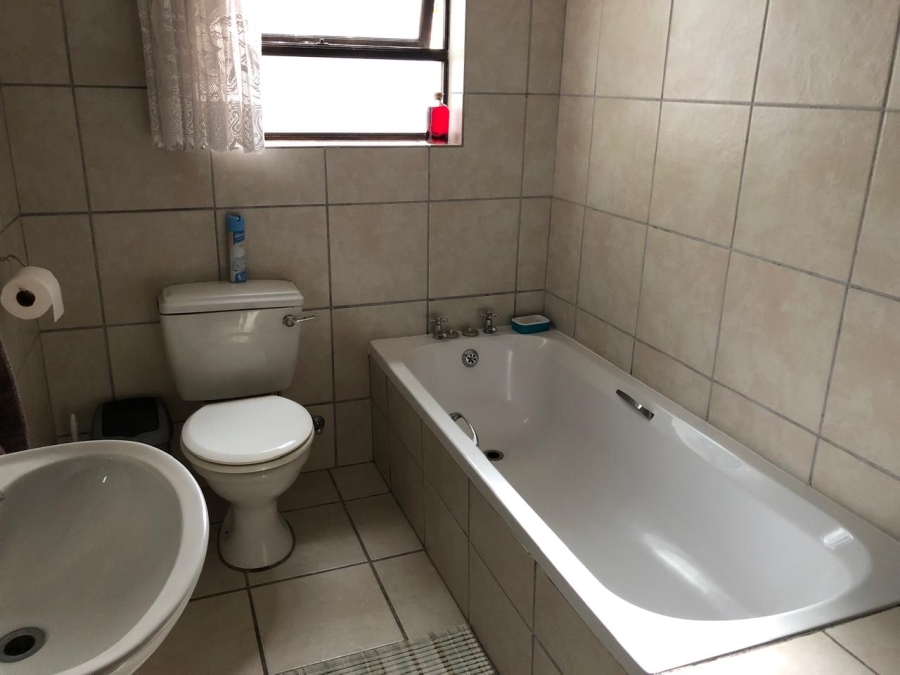 3 Bedroom Property for Sale in Hopefield Western Cape